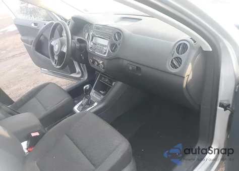 2012 Volkswagen Tiguan S z USA, uszkodzony, nr VIN WVGAV7AX4CW529409